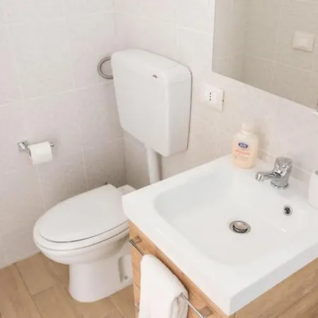 Downtown Selinus Bright With Courtyard * Marinella di Selinunte